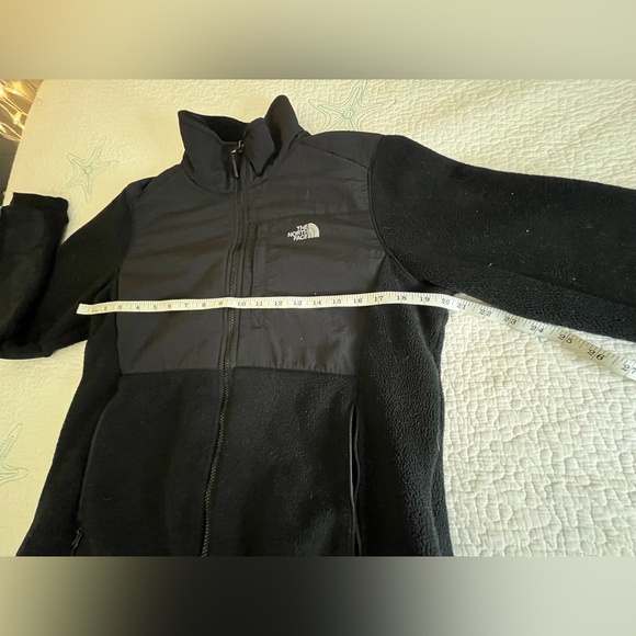 The North Face Zip up Fleece Jacket - Picture 4 of 6